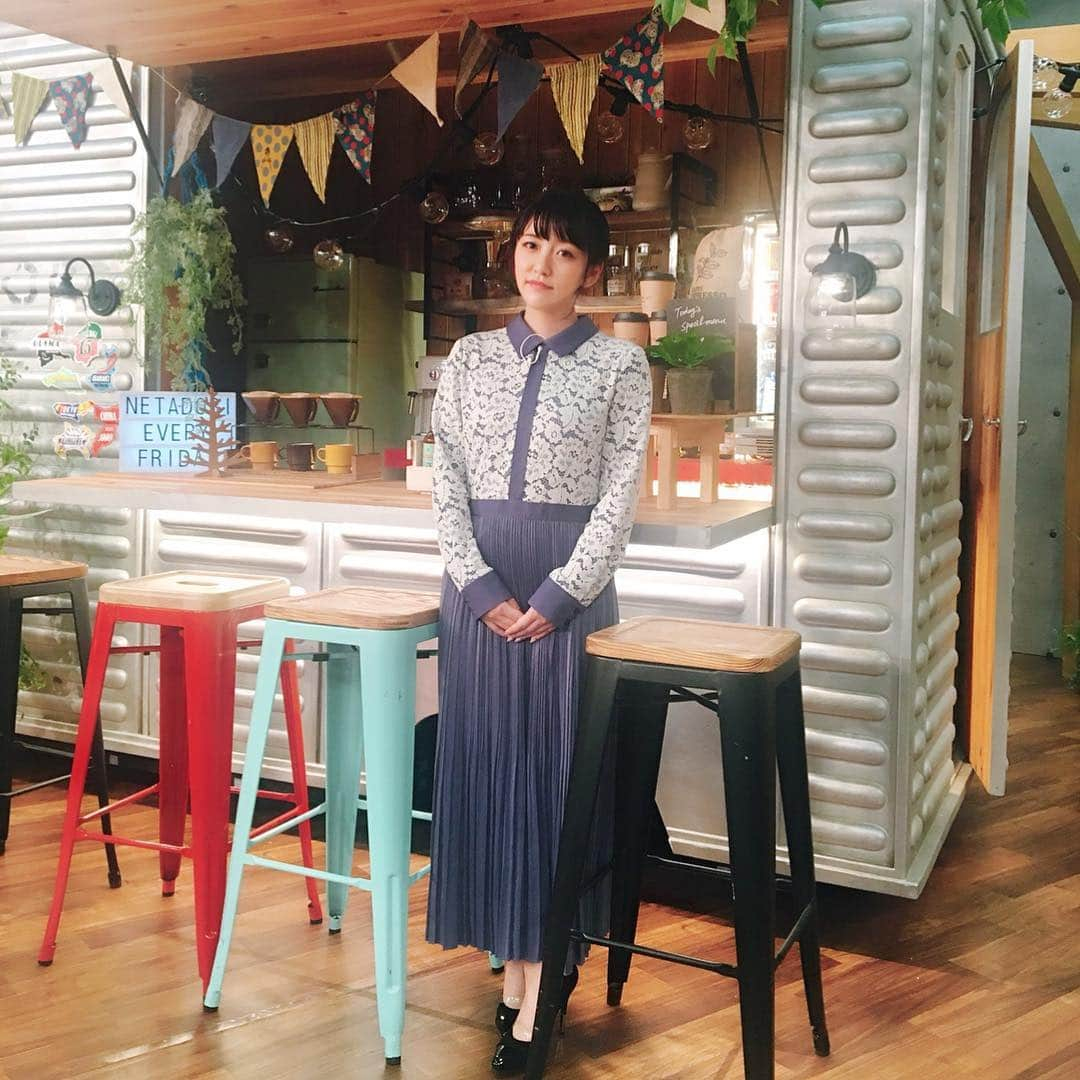 高橋みなみさんのインスタグラム写真 - (高橋みなみInstagram)「昨日はNHK総合テレビ 首都圏情報ネタドリ！生放送でした✨ 再放送は今日6日(土) 午前11時00分からになります！ 見逃した方ぜひ☺️ #首都圏情報ネタドリ  #nhk総合 #nhk  #tv 衣装👗 ワンピース @jillstuart.jp パンプス👠 @re_rz  #fashion  #happy #love」10月6日 10時00分 - taka37_chan