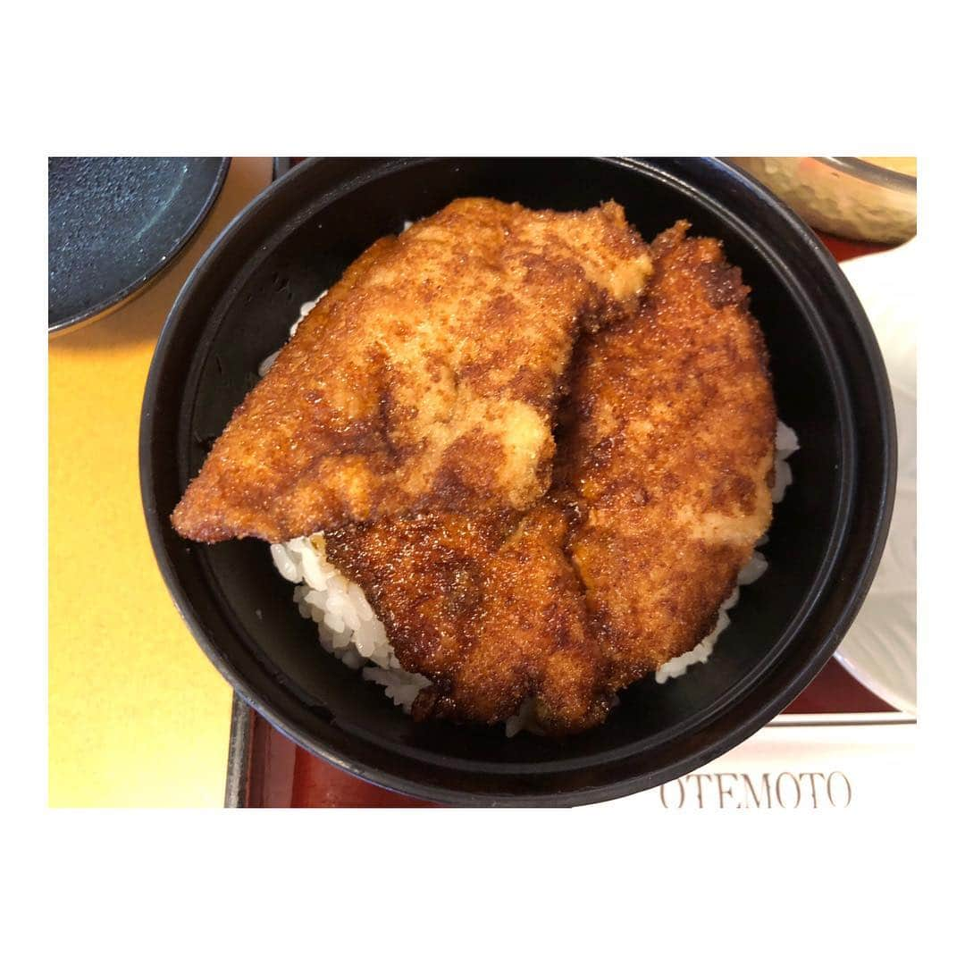 高橋愛さんのインスタグラム写真 - (高橋愛Instagram)「大好きなヨーロッパ軒のソースカツ丼❤️ 今回は 春江店には行けなかったから 次は絶対いく！ #ソースカツ丼 #ソースカツ丼といえば福井 #ヨーロッパ軒 #レディースセット #ふくいブランド大使やってます  #高橋愛です」10月7日 18時17分 - i_am_takahashi