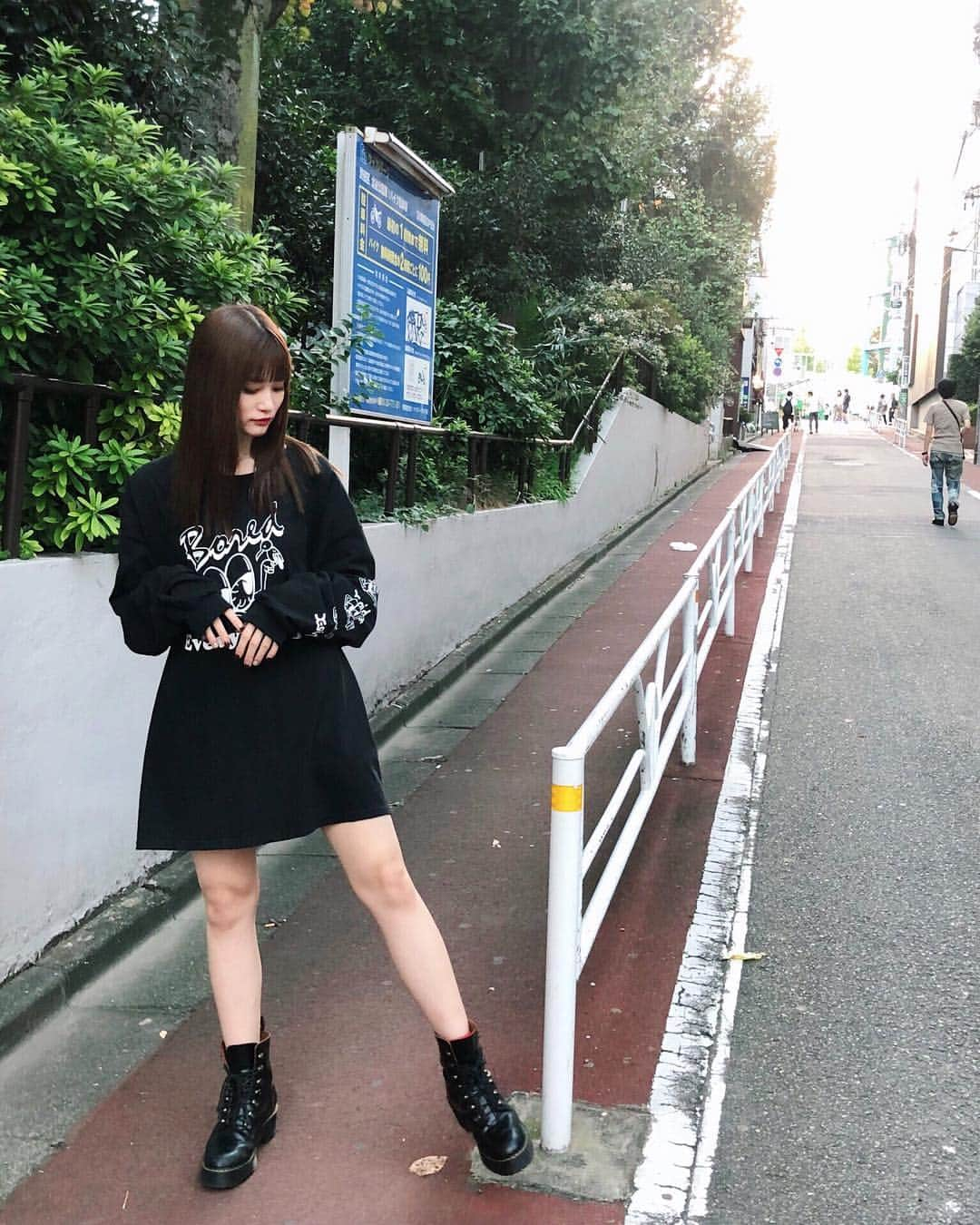 生見愛瑠さんのインスタグラム写真 - (生見愛瑠Instagram)「くろ #めるのふく #めるサイズ #ootd」10月7日 18時27分 - meru_nukumi