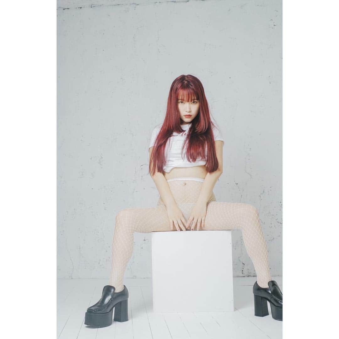 のインスタグラム：「resonance. photo:@macoty__n  #ポートレート#撮影#東京#写真#モデル #ファッション#グラビア#photo#japanesemodel#photograph#igersjp#shooting#portrait#picture#photography#tokyo#instagood#instapic#tokyofashion#snap#model#make#fashion#gallery#movie#gravure」
