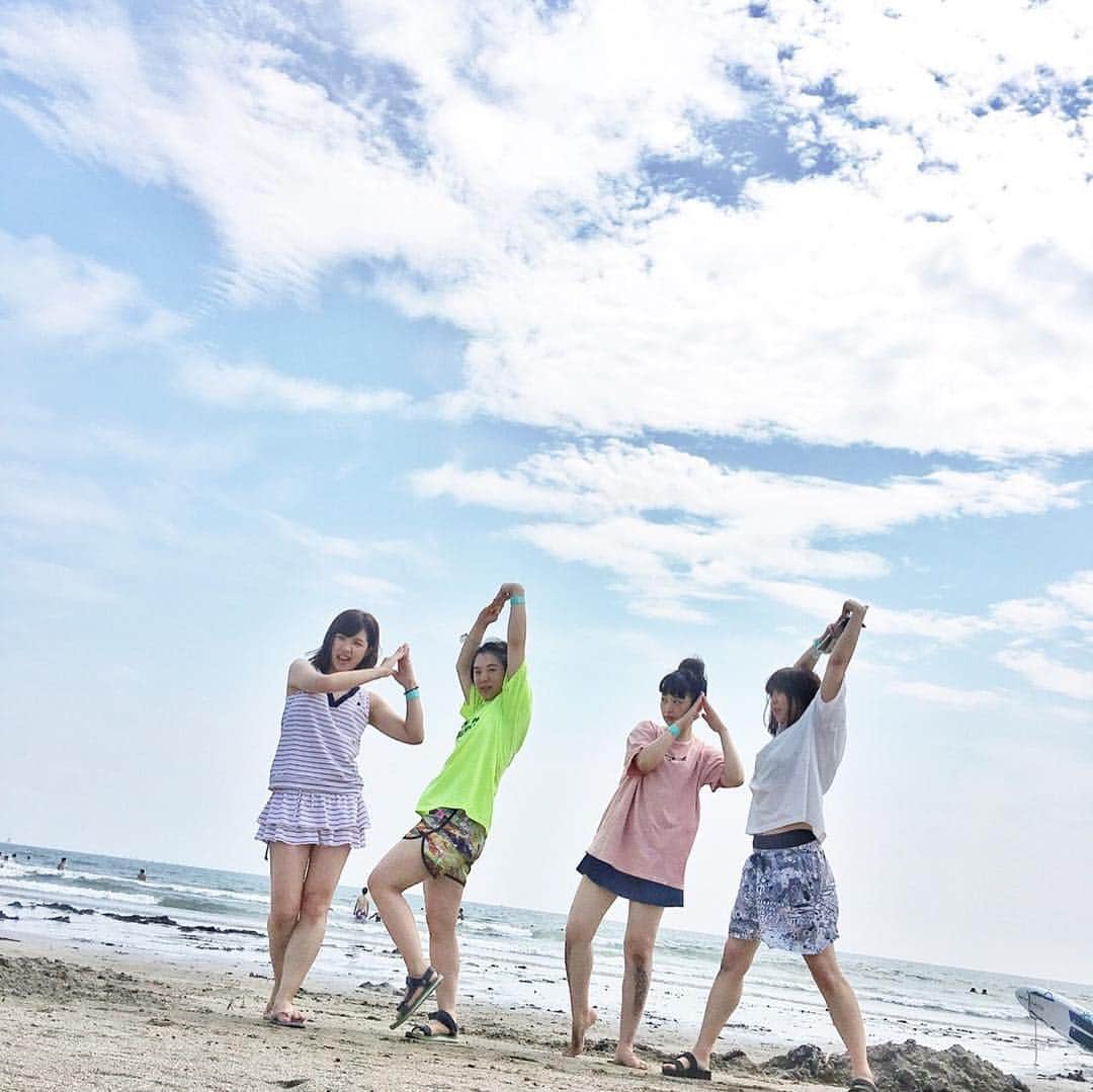 福田麻貴のインスタグラム：「. . 今さらではありますが夏の思い出でした☺️ . . 何で載せてなかったんやろう？こんな、インスタ映えする写真。 . . . #光永 さん #TEAMBANANA 山田さん #スパイク小川  さん」