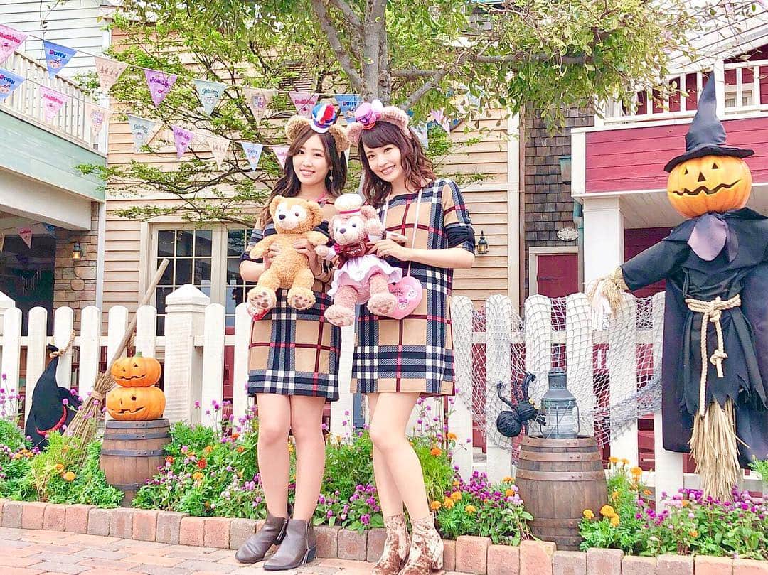浅井麻里さんのインスタグラム写真 浅井麻里instagram Good Night ダッフィーシェリーメイ コーデ 共通年パス 双子コーデ ディズニーシー Dハロ ダフメイコーデ ケープコッド ハロウィン トッコクローゼット ディズニーハロウィン18