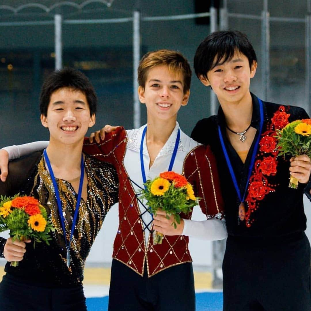 樋渡知樹のインスタグラム：「Thanks to everyones support, I was able to get Silver at JGP Ljubljana! I will be able to go to finals!!! 色々な人達の応援やサポートのお陰で無事に銀メダルを手に入れました!これでファイナルへ行けるのでその時はまた応援よろしくお願いします!╰(*´︶`*)╯」