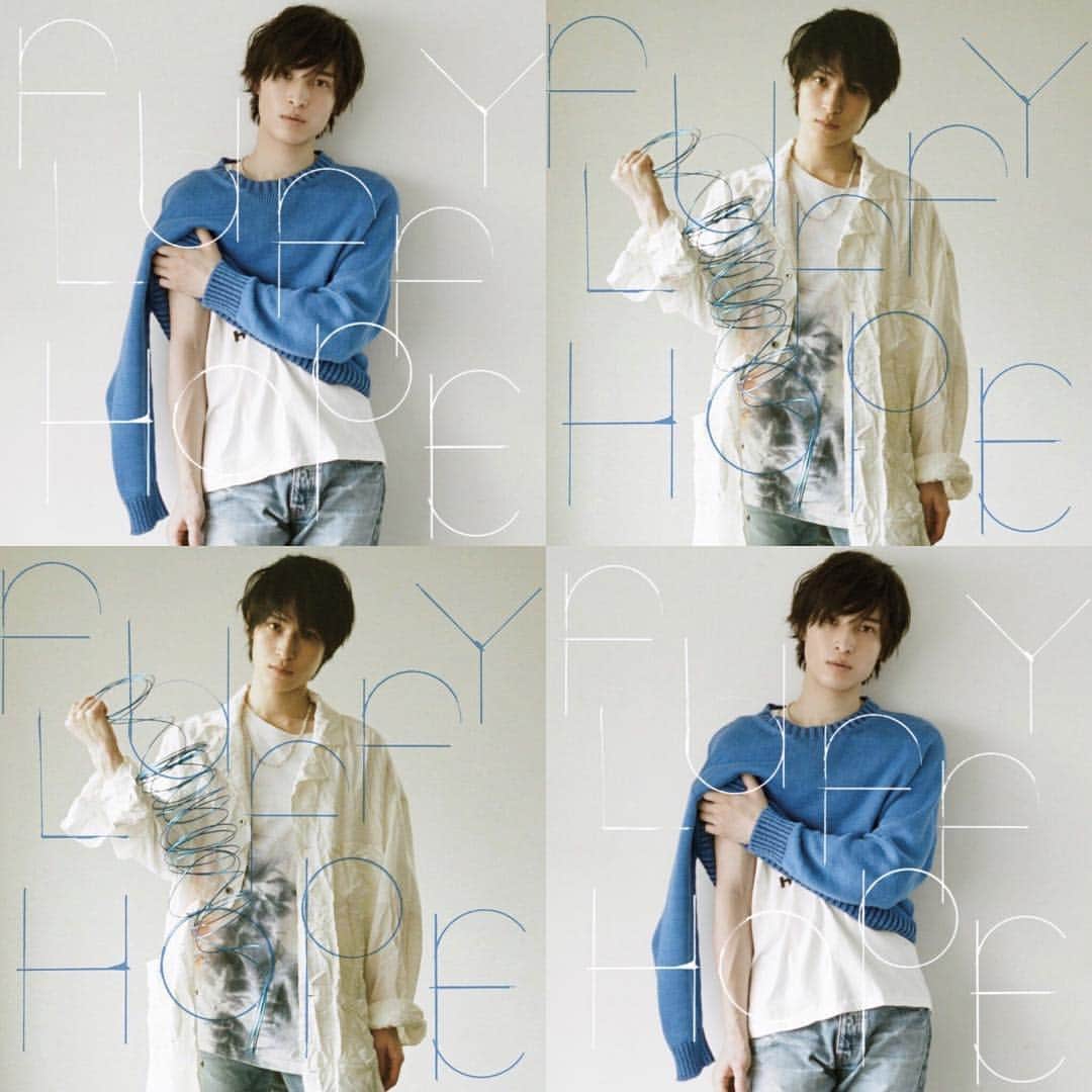 のインスタグラム：「* 《ただいまポイント3🎸》 なんと！！ レコーディングに密着。  アルバム『FLUFFY HOPE』の 楽曲制作、その貴重な現場を、 撮影させていただきました。  シンガーソングライター 阪本奨悟が、音を紡いでいく リアルを感じてください。  #阪本奨悟 #阪本奨悟写真集ただいま #shogosakamoto #FLUFFYHOPE #ASketchさんありがとうございました #写真集10日発売 #14日福家書店新宿サブナード店 #イベントぜひいらしてください」