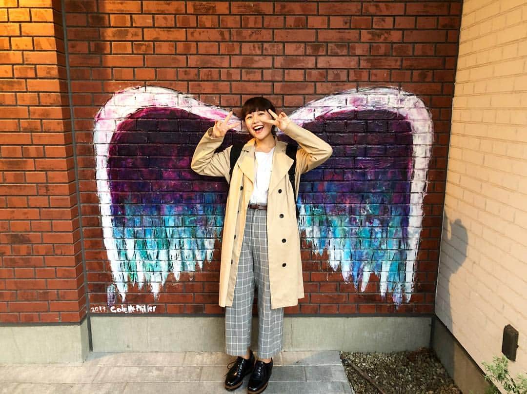 のインスタグラム：「ポーズのレパートリーがないから、いつもピース✌🏻✌🏻」