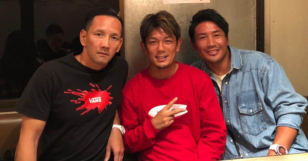 魔裟斗さんのインスタグラム写真 - (魔裟斗Instagram)「大宮司君とシルバーウルフジムで練習している皇治と食事 #魔裟斗」10月9日 9時24分 - masato.official