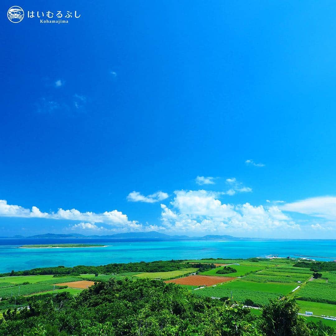HAIMURUBUSHI はいむるぶしさんのインスタグラム写真 - (HAIMURUBUSHI はいむるぶしInstagram)「小浜島の最高峰「大岳=うふだき」。 99.6mの展望台からは八重山の島々を一望できる景観が広がっています。#沖縄 #八重山諸島 #小浜島 #大岳 #うふだき #展望台 #リゾート #はいむるぶし #japan #okinawa #yaeyamaislands #kohamaisland #ufudaki #beachresort #haimurubushi」10月9日 13時08分 - haimurubushi_resorts