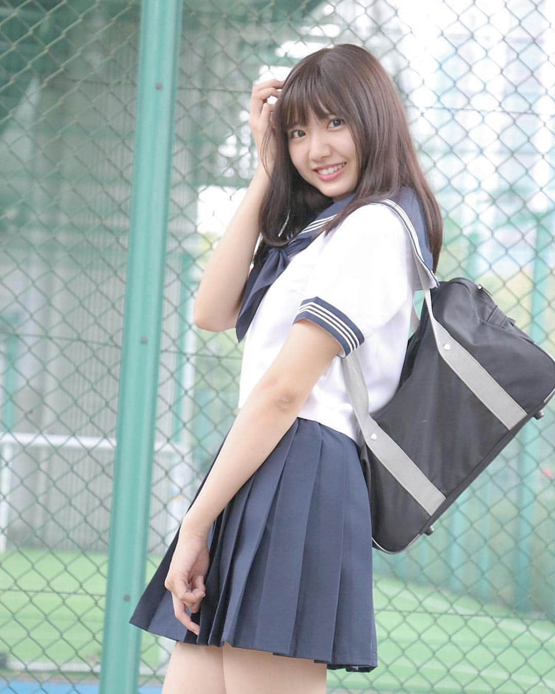 加藤凪海さんのインスタグラム写真 加藤凪海instagram セーラー服の投稿いいね多くて びっくりした ということでもう1枚 笑 制服 ポートレート 撮影会 被写体 モデル 丸顔 なんちゃってjk 高校 5年生 全身 こっちも いいねください 笑