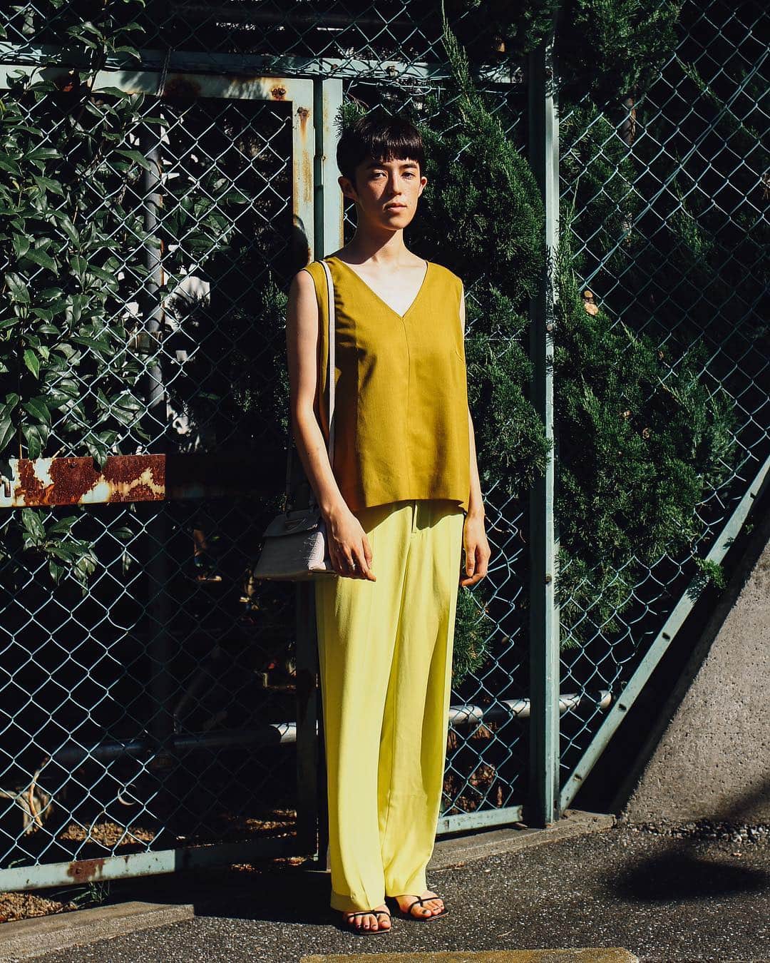 Fashionsnap.comさんのインスタグラム写真 - (Fashionsnap.comInstagram)「【#スナップ_fs】 Name Sakura Maya Michiki  Shirt #STUNNINGLURE Pants #ReiOshima Bag #SamanthaVintage Shoes #JILSANDER  #fashionsnap #fashionsnap_women」10月9日 18時03分 - fashionsnapcom