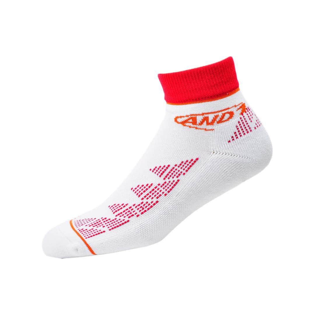 AND1 JAPANのインスタグラム：「_NEW RELEASE AND1 ZIO GRPAPHIC ANKLET SOCKS _ STYLE# 01812-01,08,18 SIZE：S(23-25cm)/M(25-27cm)/L(27-29cm) COLOR：WHITE / BLACK / YELLOW PRICE：¥1,200(+tax) _ #and1 #and1basketball #and1mixtape #streetball #basketball #and1japan #アンドワン #socks #靴下」