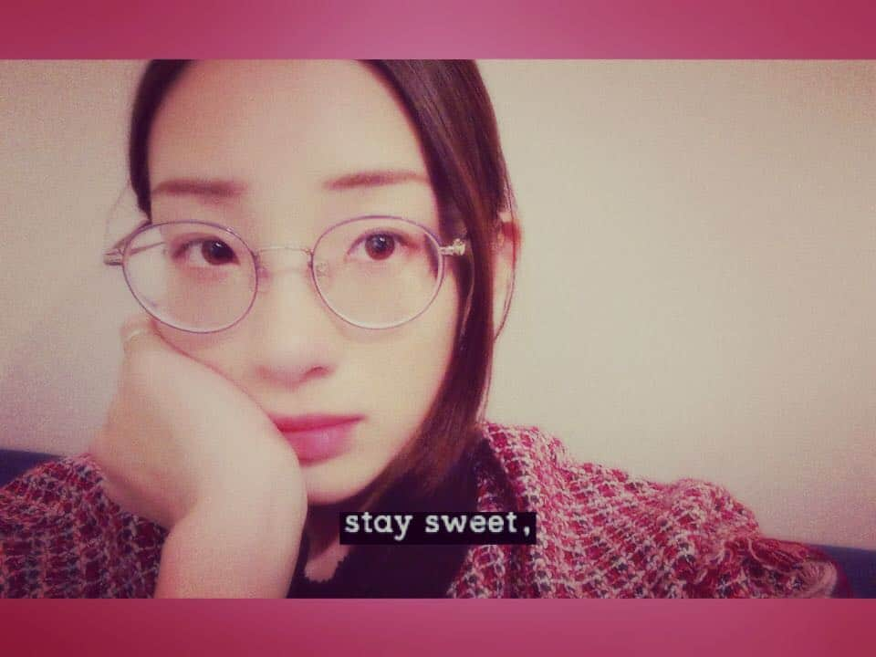 足立梨花さんのインスタグラム写真 - (足立梨花Instagram)「stay sweet 素敵な言葉だね☺️ 久々のsnowは楽しい笑」10月9日 18時49分 - adacchee