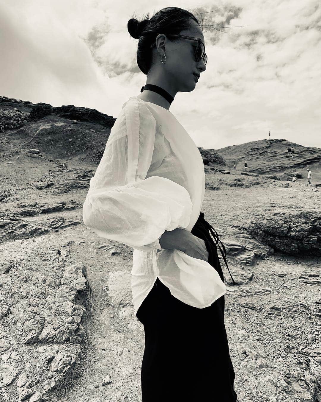 小濱なつきのインスタグラム：「今日からまた仕事モード。 大自然の中で心と体をたくさんリフレッシュしてきました。 ありがとう、マウイ。 また走り出せそうです💫 #maui #hawaii #nature #island #trip #nakaleleblowhole #hanahighway #ahipoke #southmauifishco #kihei #doublerainbow #sea #wave」