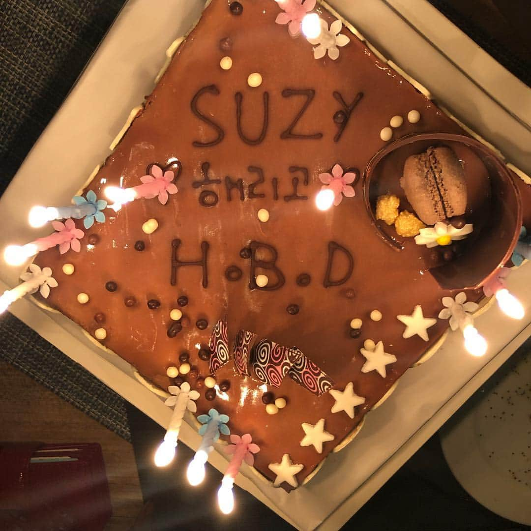 ペ・スジさんのインスタグラム写真 - (ペ・スジInstagram)「모로코에서의 생일 #해리고」10月10日 7時51分 - skuukzky