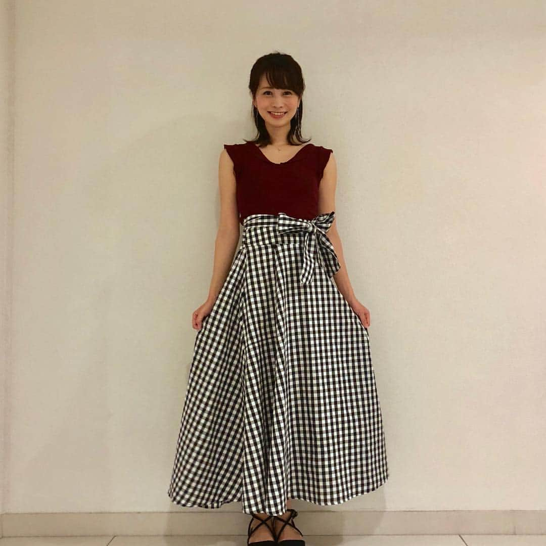 高見侑里さんのインスタグラム写真 - (高見侑里Instagram)「◡̈♥︎ 現在発売中の週刊ギャロップさんの「競馬通の詩」にインタビューを掲載していただいております🏇 よろしければお手に取って見てみてください☺︎ #週刊ギャロップ * 秋のボルドー色好きです♡」10月10日 18時42分 - yuri_takami_official