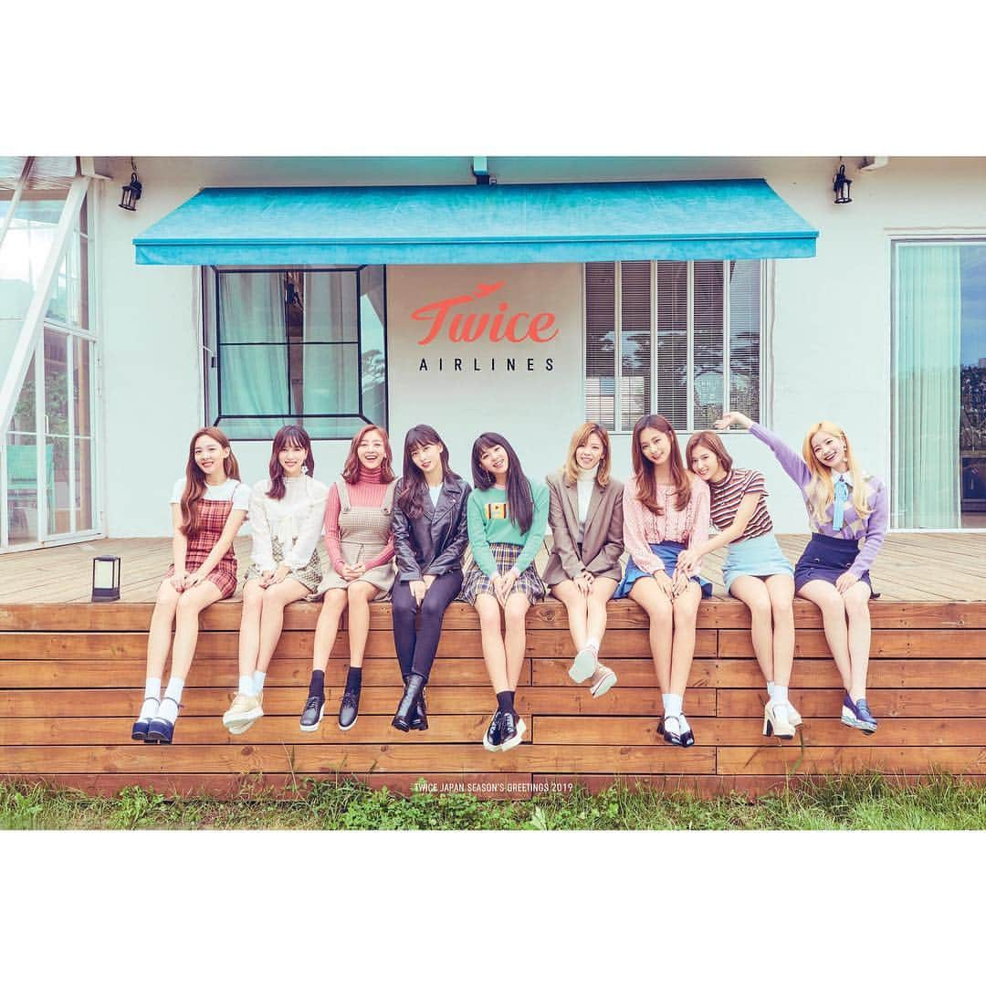 TWICE JAPANさんのインスタグラム写真 - (TWICE JAPANInstagram)「TWICE JAPAN SEASON’S GREETINGS 2019 “TWICE AIRLINES” PRE-ORDER 10.10(wed) 12:00~10.30(tue) 23:59 <REGULAR> https://store.wmg.jp/shop/twice/ <ONCE JAPAN> http://store.emtg.jp/oncejapan/  #TWICE #TWICEAIRLINES」10月10日 12時00分 - jypetwice_japan