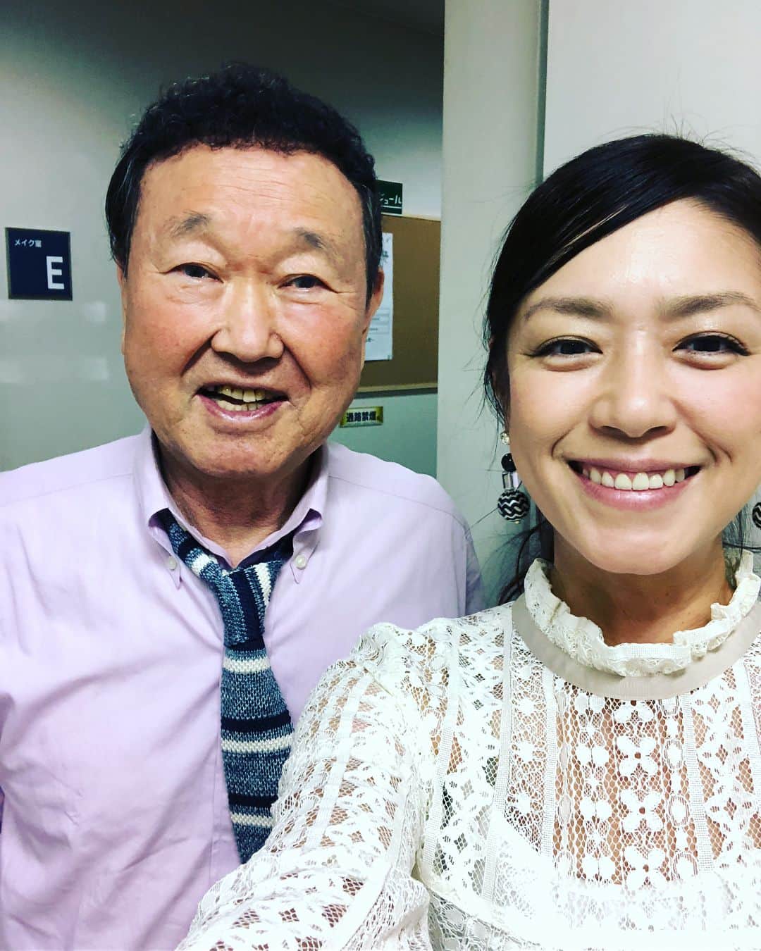 加藤紀子のインスタグラム：「久しぶりにお顔を見たからか ランチのカレーで茹で卵トッピングしちゃった🥚🥚🥚YO！ そしてカレーは最高に美味しかったです🙏  #東海テレビスイッチ #板東英二さんにはその昔お世話になりました#紀子ちゃんはアホやからなぁと会うたび言われた20代#そんな板東さんはもう78歳だって#いつまでも元気でいてください #あかつ亭」