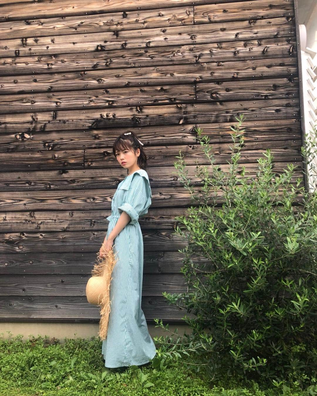 小芝風花さんのインスタグラム写真 - (小芝風花Instagram)「お知らせです📢 明日、10月11日（木） 日本テレビ放送 「ヒルナンデス」の「女優ご飯」というコーナーに出演させて頂きます😊 “あさが来た”でご一緒させて頂いた、#友近 さんや#桐山照史 さんに久しぶりにお会い出来た興奮と、騙さなきゃいけないプレッシャーで、自分でも何を言っているのか分からなくなっていました😂 多分ガチャガチャ、グチャグチャしていると思いますが、温かい目で見守ってください😊笑 緊張しすぎて写真を撮り忘れたので、カレンダーの撮影風景を📸 #ヒルナンデス #女優ご飯」10月10日 15時04分 - fuka_koshiba_official