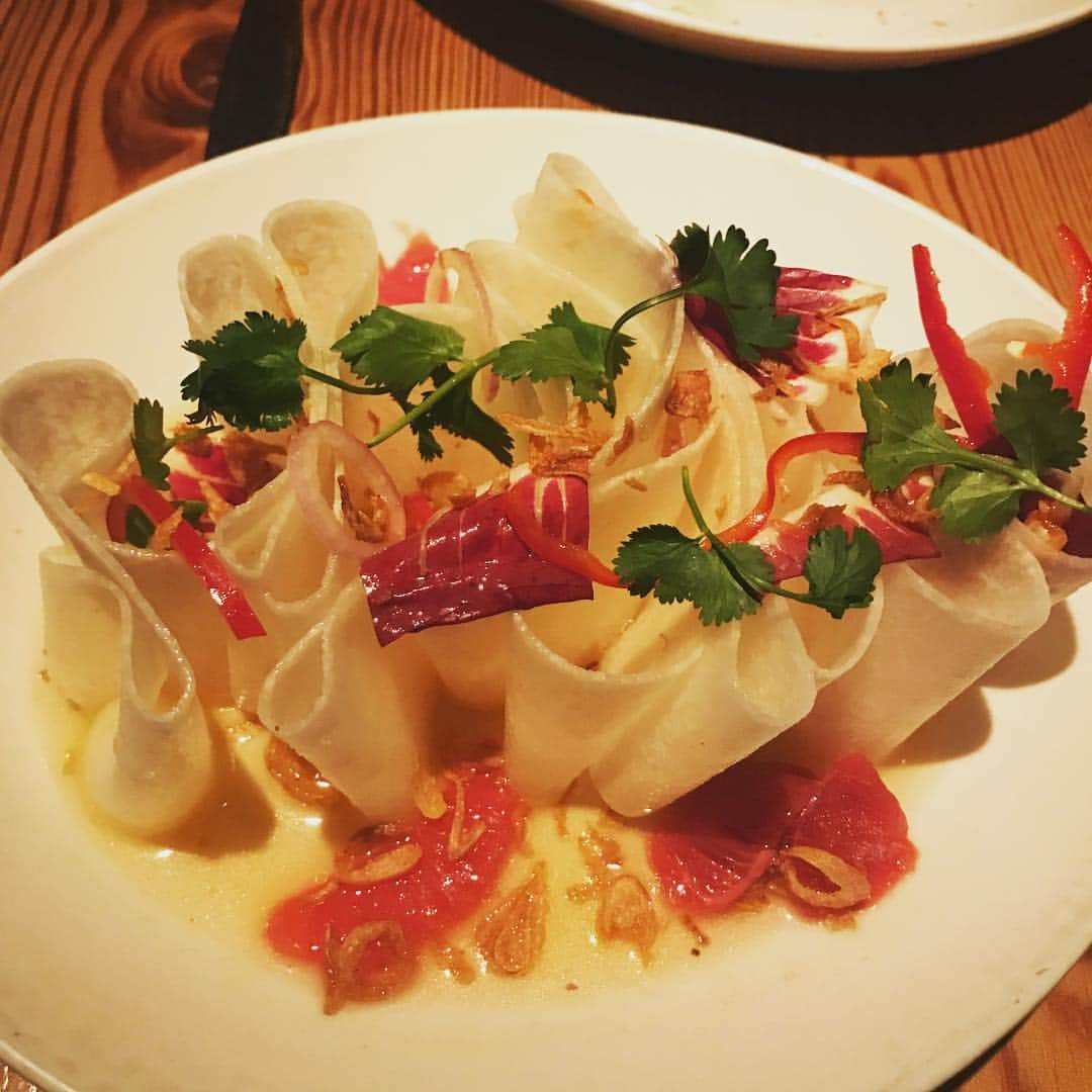 Food Republicさんのインスタグラム写真 - (Food RepublicInstagram)「Ribbons of jicama with 🌶. @reeshardmartin tried all the veggies @nixny #fravorites」10月10日 21時30分 - foodrepublic