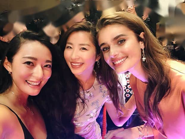 結子さんのインスタグラム写真 - (結子Instagram)「Thank you @taylor_hill ❤️❤️OMG, I'm so glad to meet you here in Japan. . #taylorhill#lowya#victoriassecret#dream#models#model#ny#japan #ビクシーモデル#ビクトリアシークレット#素敵すぎた」10月10日 21時47分 - yuiko_yyy