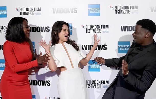 ミシェル・ロドリゲスのインスタグラム：「😁😁😁 Team @widowsmovie @britishfilminstitute #widowsmovie #london」
