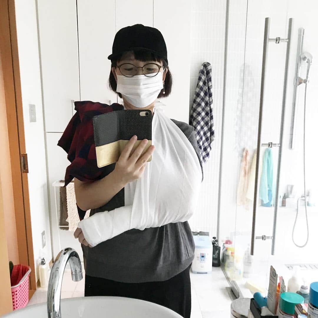 二ノ宮知子さんのインスタグラム写真 - (二ノ宮知子Instagram)「何だか怪しい人になってる。」10月11日 12時22分 - tomokoninomiyaa