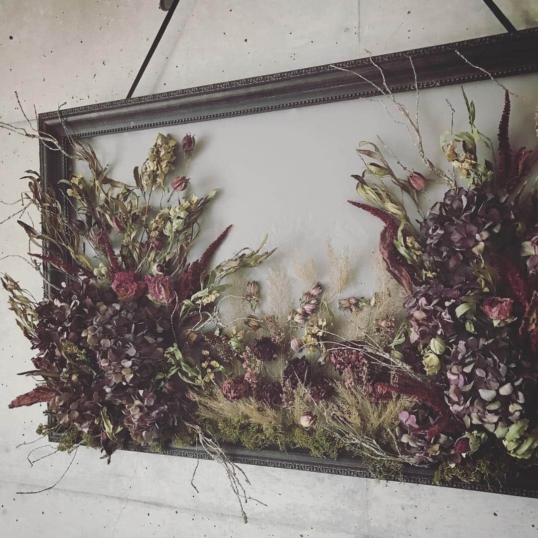 のインスタグラム：「今日は、作品作り。 10月の三越ワークショップの際に展示予定です。 #willgarden #flower #flowers #dryflower #sachet」