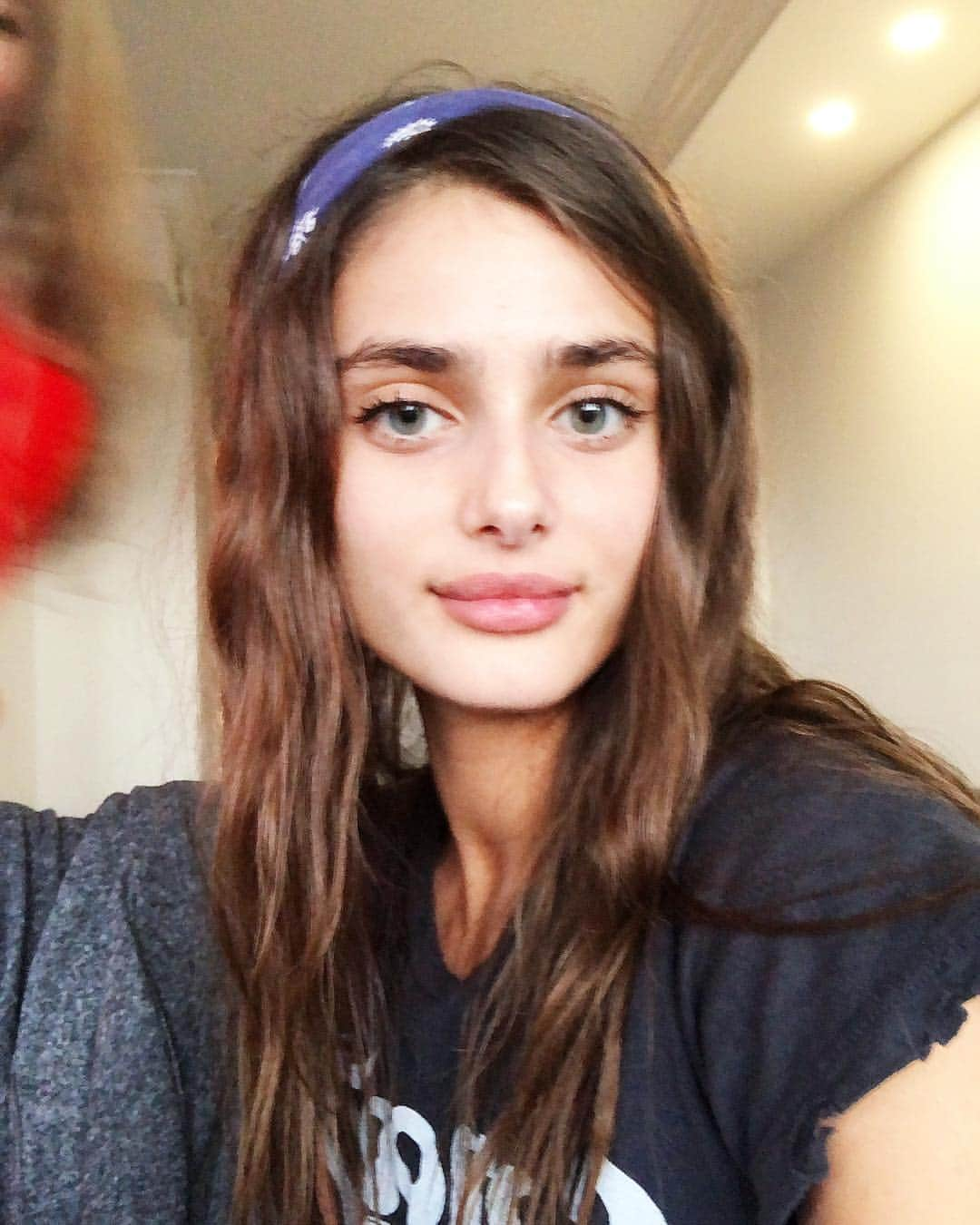 テイラー・ヒルさんのインスタグラム写真 - (テイラー・ヒルInstagram)「When you take a selfie but you have siblings... 👉」11月6日 6時31分 - taylor_hill