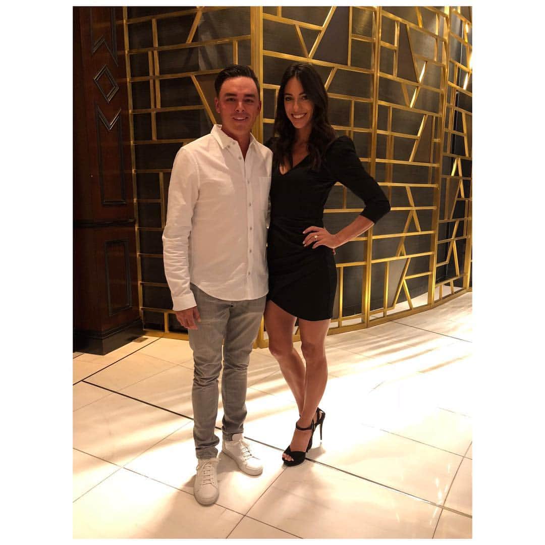 リッキー・ファウラーのインスタグラム：「Thank you @shrinersopen for a great week! Thank you to @redrockcasino @palms and @summitclubnv for the hospitality! Loved getting to show @allisonstokke a bit of Vegas! Happy 40th to @streelman54! Congrats and well played to @brysondechambeau! We both loved some fresh @cobragolf Speedbacks in the bag!! Vegas never disappoints」