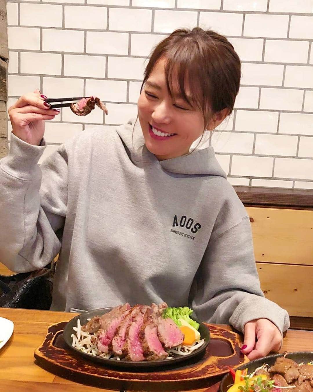 佐野真彩のグルメインスタ