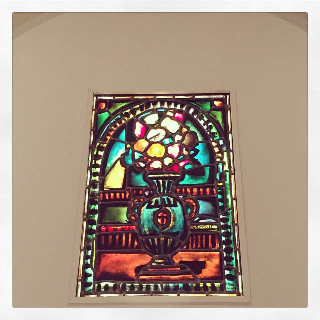 夏子さんのインスタグラム写真 - (夏子Instagram)「勝手に暗いイメージを持っていたけれど太陽みたいな、思い切り引きで遠くから眺めていたかった宗教画。 #georgesrouault」11月6日 20時14分 - natsuko93_official