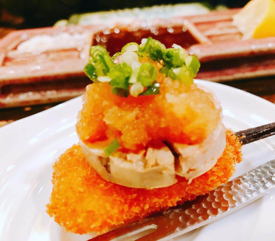 のインスタグラム：「#串揚げ  #久々  #サクッと #しゅわしゅわ  #あおって  #10本 で #stop  #あん肝と白身魚 #今日イチ  #no1  #sparkling  #泡」