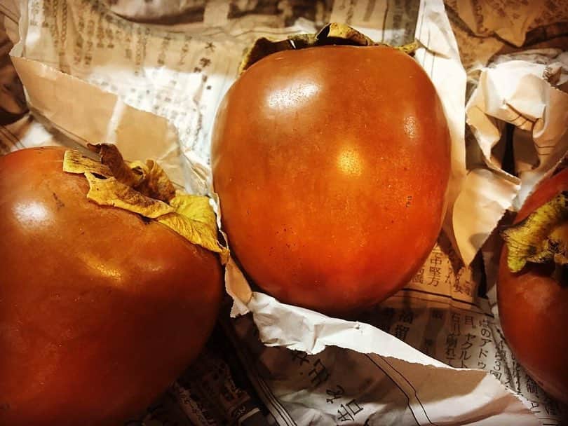 森田涼花さんのインスタグラム写真 - (森田涼花Instagram)「今日の夕焼け 秋の色も匂いも好き。食べものも。 熟した柿を丸かじりとか、、たまらん。♡」11月6日 20時44分 - moritasuzuka16