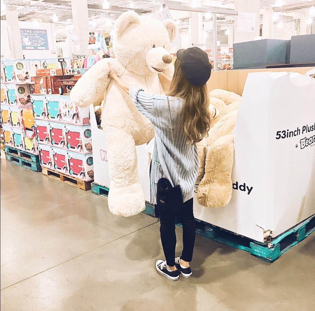 駄原杏里沙さんのインスタグラム写真 - (駄原杏里沙Instagram)「＊ #costco 🐻❤️ * * コストコにお買い物 いきたいなぁーー💕 アサイースムージーパック そろそろ買いに行きたい🍓 てかこのクマちゃん欲しい〜🤤 #costco#shopping#mylife #instagood#instafashion  #l4l#like4likes#followme #コストコ#コストコくま#カメラ女子 #お買い物#くま#コストコ大好き  #いいね#いいね返し#フォロミー」11月7日 17時46分 - arisadahara_bl8m