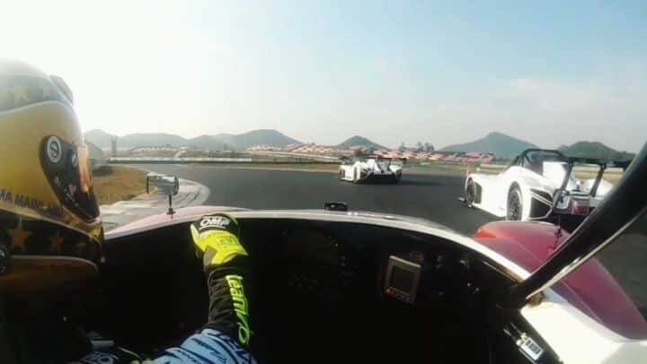 リュ・シウォンのインスタグラム：「. #Redical cup Asia 결승10R🏁 . #결승중...2위추월인캠✔」