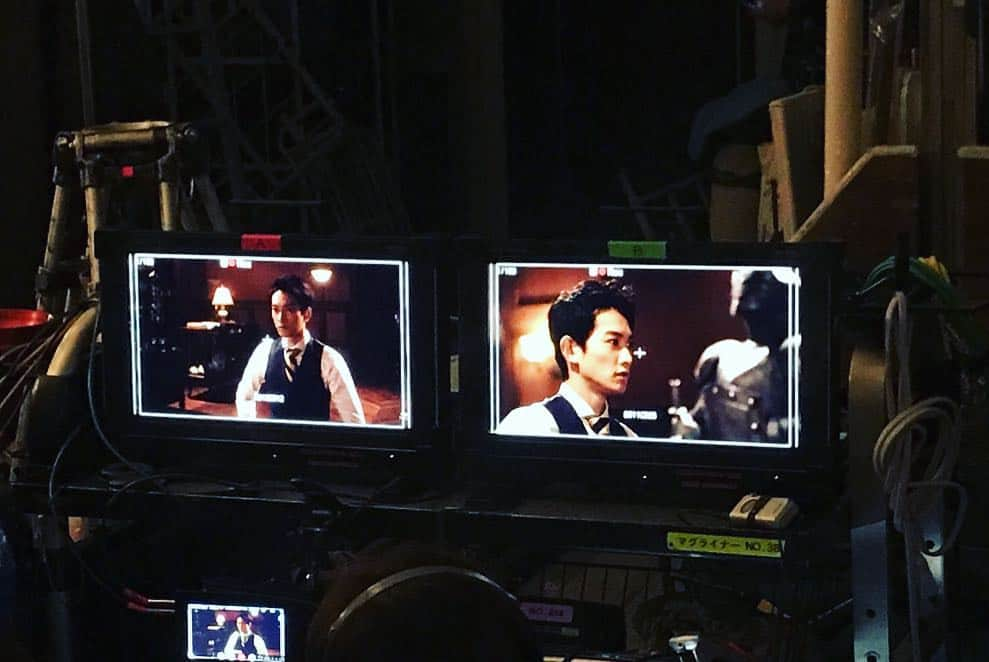 町田啓太さんのインスタグラム写真 - (町田啓太Instagram)「今夜、先生始動します。  #princeoflegend  #プリレジェ #先生  ナルシスト結城理一とのひと時、たくさん笑っていただけることを祈っております。」11月7日 23時09分 - keita_machida_official