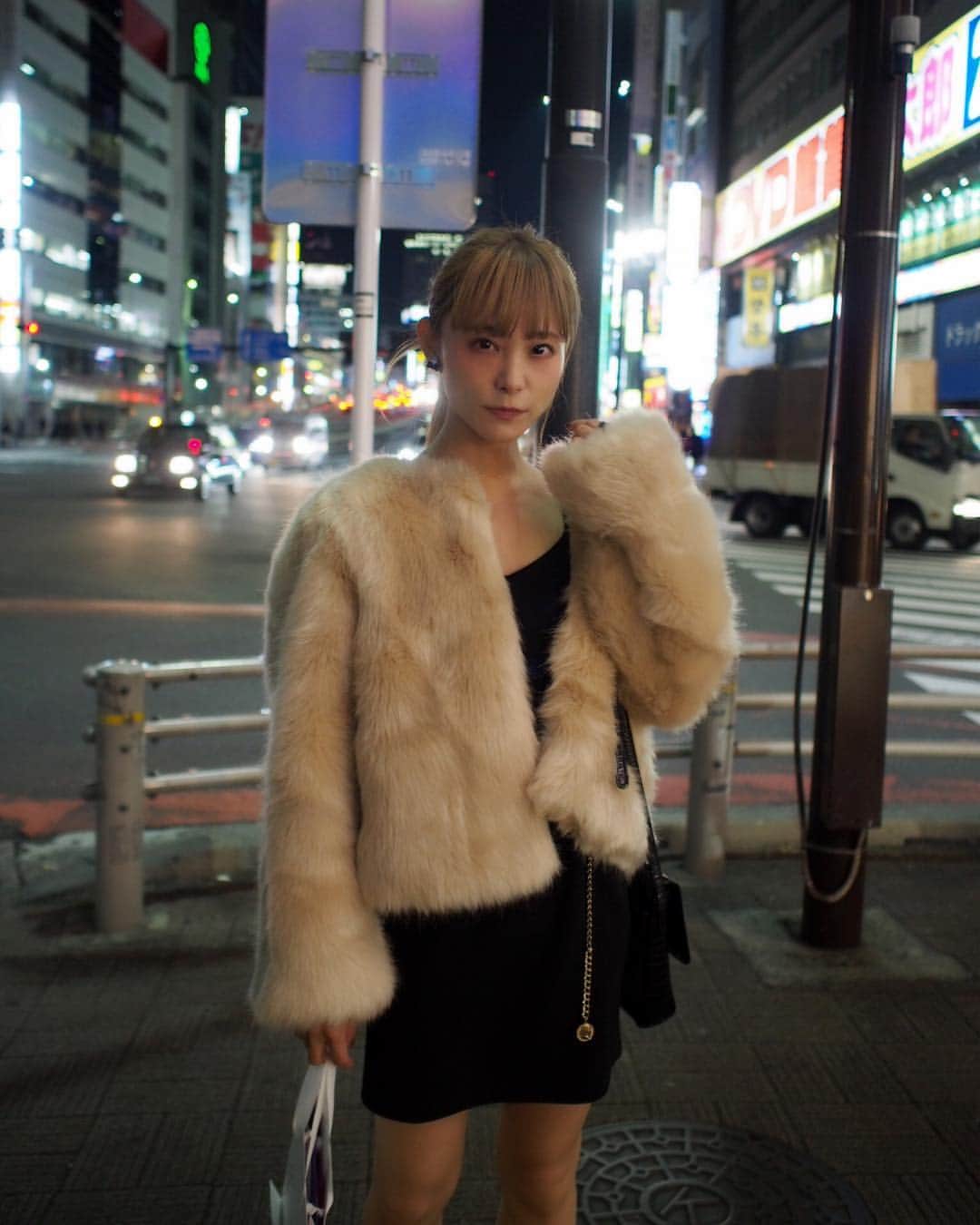 RINA（鈴木理菜）さんのインスタグラム写真 - (RINA（鈴木理菜）Instagram)「T  O  K  Y  O . #outfit #dress #vintage #tokyo #instagood #gn」11月7日 23時53分 - urarina821