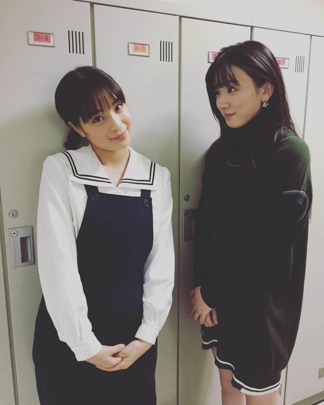 広瀬すずさんのインスタグラム写真 - (広瀬すずInstagram)「ありがとうめいめい なつぞら再スタートしました、来年までがんばりまーす！」11月8日 7時38分 - suzu.hirose.official