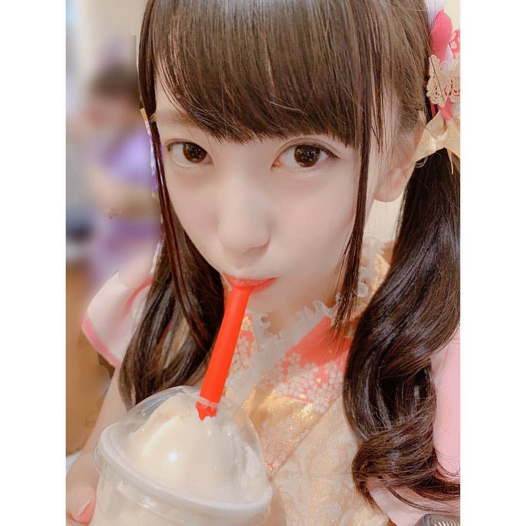 髙木由莉愛のインスタグラム：「いよいよ今日は生誕祭！ 緊張しすぎて 寝るの遅かったし起きるの早すぎたｗｗｗｗｗ  とにかくみんなが幸せな1日にしたいな！  神イベにする！！！！ #生誕祭 #誕生日 #アイドル #タピオカ #誕生日は11月11日 #ツインテール」