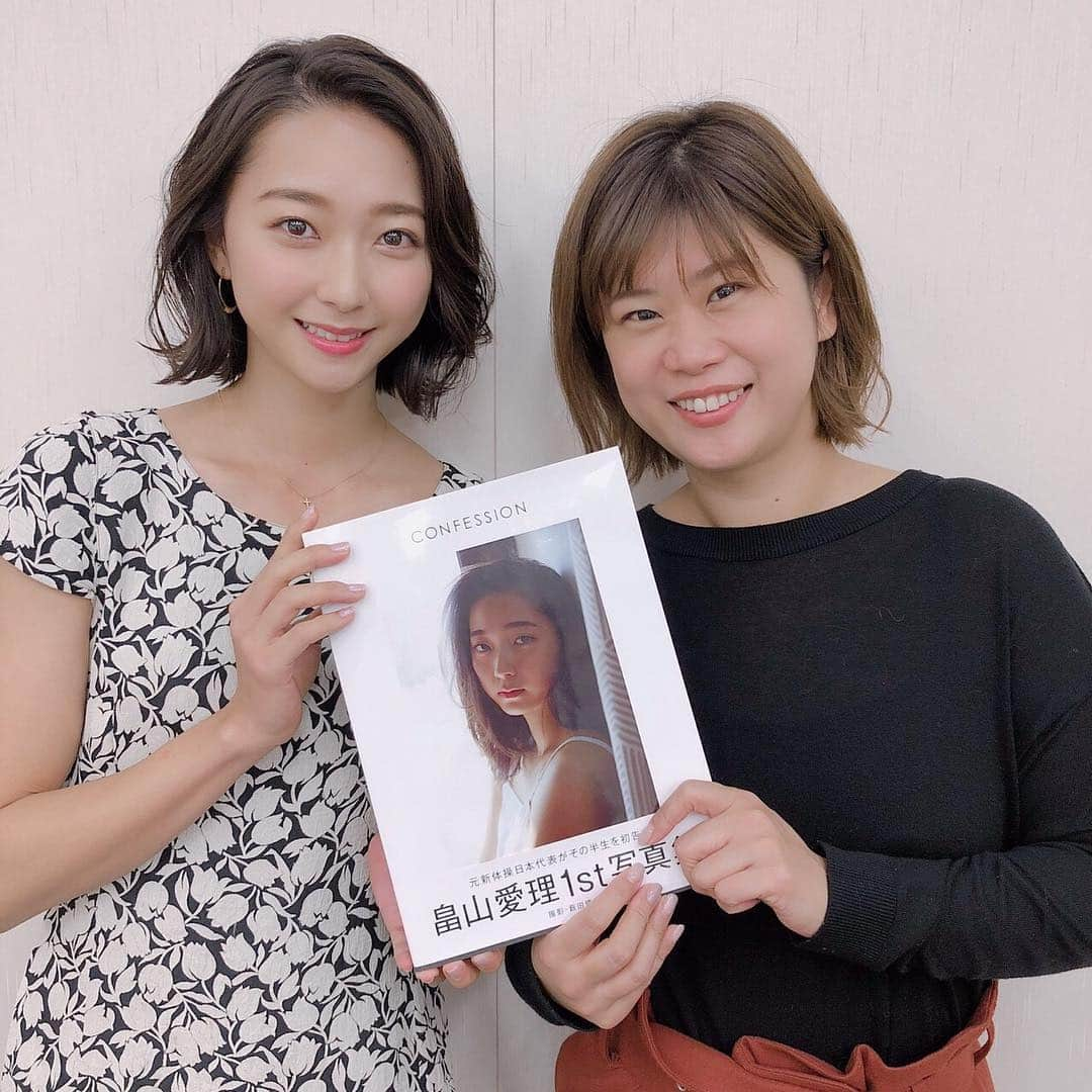 畠山愛理さんのインスタグラム写真 - (畠山愛理Instagram)「いつもヘアメイクをしてくださるジョージさん♡大好きなヘアメイクさんです♡😊」11月8日 9時29分 - airihatakeyama