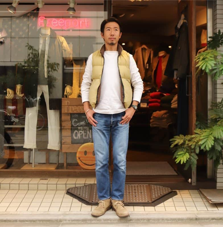 Freeport-ueno/上野さんのインスタグラム写真 - (Freeport-ueno/上野Instagram)「本日のSTYLE  バスクシャツにダウンベストの組み合わせで ちょうどいい季節です。  #downvest#crescentdownworks#nbnw#northby#usa #shirt#leminor#france #denim#workersjapan #boots#astorflex#italy #style#surf#ivy#trad #Freeportueno#tokyo#上野セレクトショップ」11月8日 15時07分 - freeportueno