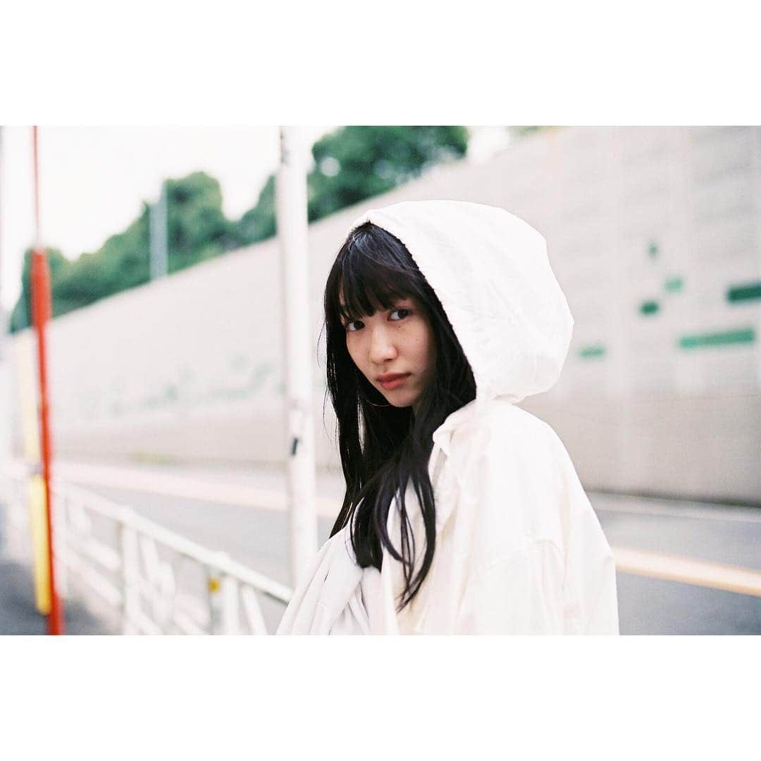 岡本夏美さんのインスタグラム写真 - (岡本夏美Instagram)「natsumi  #film @pandaponponpon  #natsufilm」11月8日 17時28分 - okamoto_natsumi