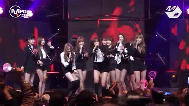 のインスタグラム：「‥ #IZONE #아이즈원 #アイズワン #wonyoung #장원영 #sakura #宮脇咲良 #yuri #조유리 #yena #최예나 #yujin #안유진 #nako #矢吹奈子 #unbi #권은비 #hyewon #강혜원 #hitomi #本田仁美 #chaewon #김채원 #minju #김민주 #chaeyeon #이채연 #LaVieenRose #Mcountdown」