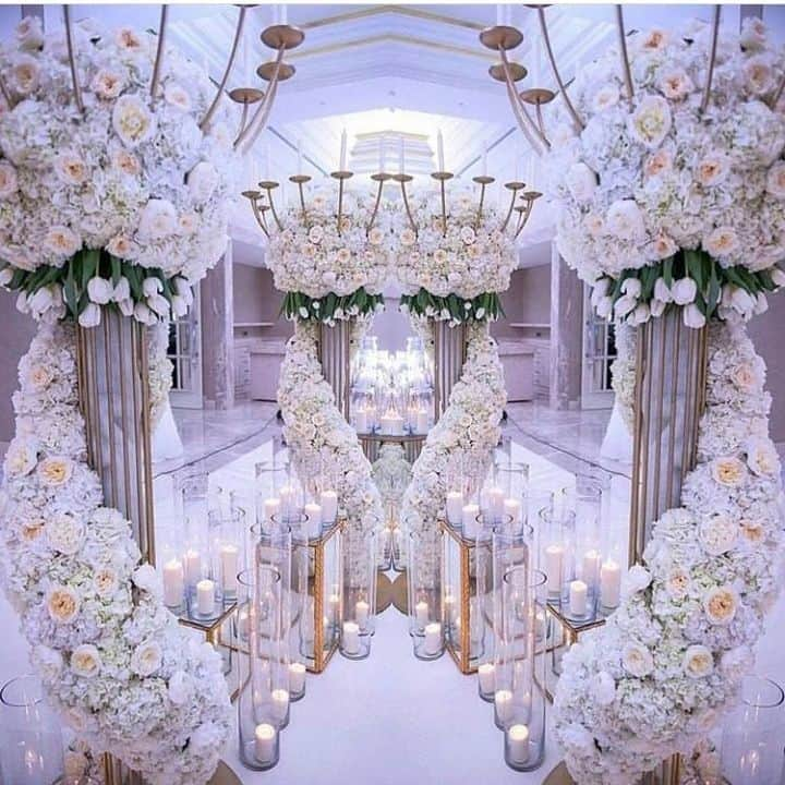 HappyWedding.Lifeさんのインスタグラム写真 - (HappyWedding.LifeInstagram)「ไอเดียจัดงานแต่งให้อลังการ พร้อมด้วยงานดอกไม้ . . Get more inspiration 🔽 https://happywedding.life/th/wedding-deco 🔍 ตกแต่งงานแต่งงาน . . #backdrop #weddingmemories #weddingplanning #weddingthailand #happywedding #happyweddinglife #bride #engaged #engagement #wedding #weddings #weddingideas #weddinginspiration #weddingflowers #weddingday #realwedding #love #bridal #Decoration #weddingdecorations #happyweddingth #ไอเดียงานแต่งงาน #ไอเดียตกแต่งงานแต่ง #จัดงานแต่งงาน #ตกแต่งงานแต่งราคาถูก #ตกแต่งสถานที่ . . nice idea via >> @dwp_congress」11月8日 23時04分 - happywedding.life