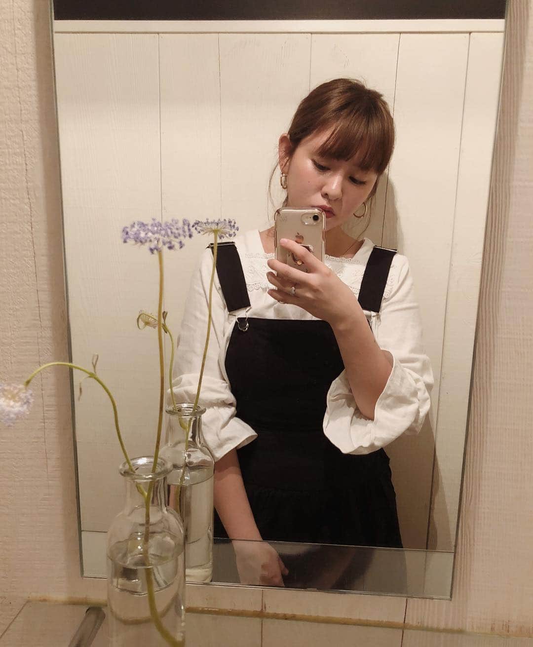 菅谷梨沙子さんのインスタグラム写真 - (菅谷梨沙子Instagram)「@marronpapier_jp のトップスとロングジャンパースカート。 この組みわせがすき！ 全身はblogに載せますね〜📃🖋」11月9日 16時10分 - risako_sugaya