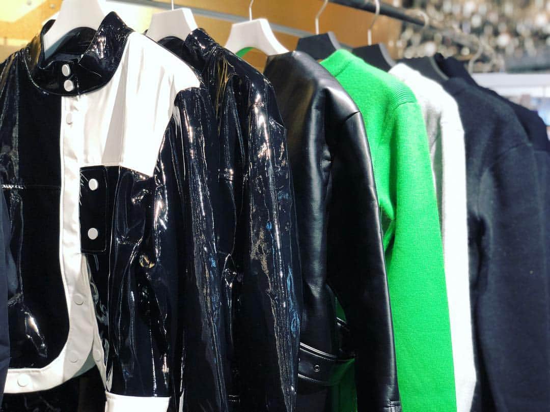 ISETAN PARK netさんのインスタグラム写真 - (ISETAN PARK netInstagram)「＜クードス＞デザイナー工藤司が手がけるウィメンズブランド＜スドーク＞初のPOP UP 詳しくはプロフィールリンクからご覧ください🔝 . soduk mirror, mirror 2018.11.7 wed - 11.13 tue 本館3階＝センターパーク/プロモーション @soduk_official #soduk #スドーク @tsukasamkudo #kudos @hanapooo #fashion #Isetan #tokyo #shinjuku #新宿 #伊勢丹 #新宿伊勢丹 #伊勢丹新宿店」11月9日 10時56分 - isetan_shinjuku