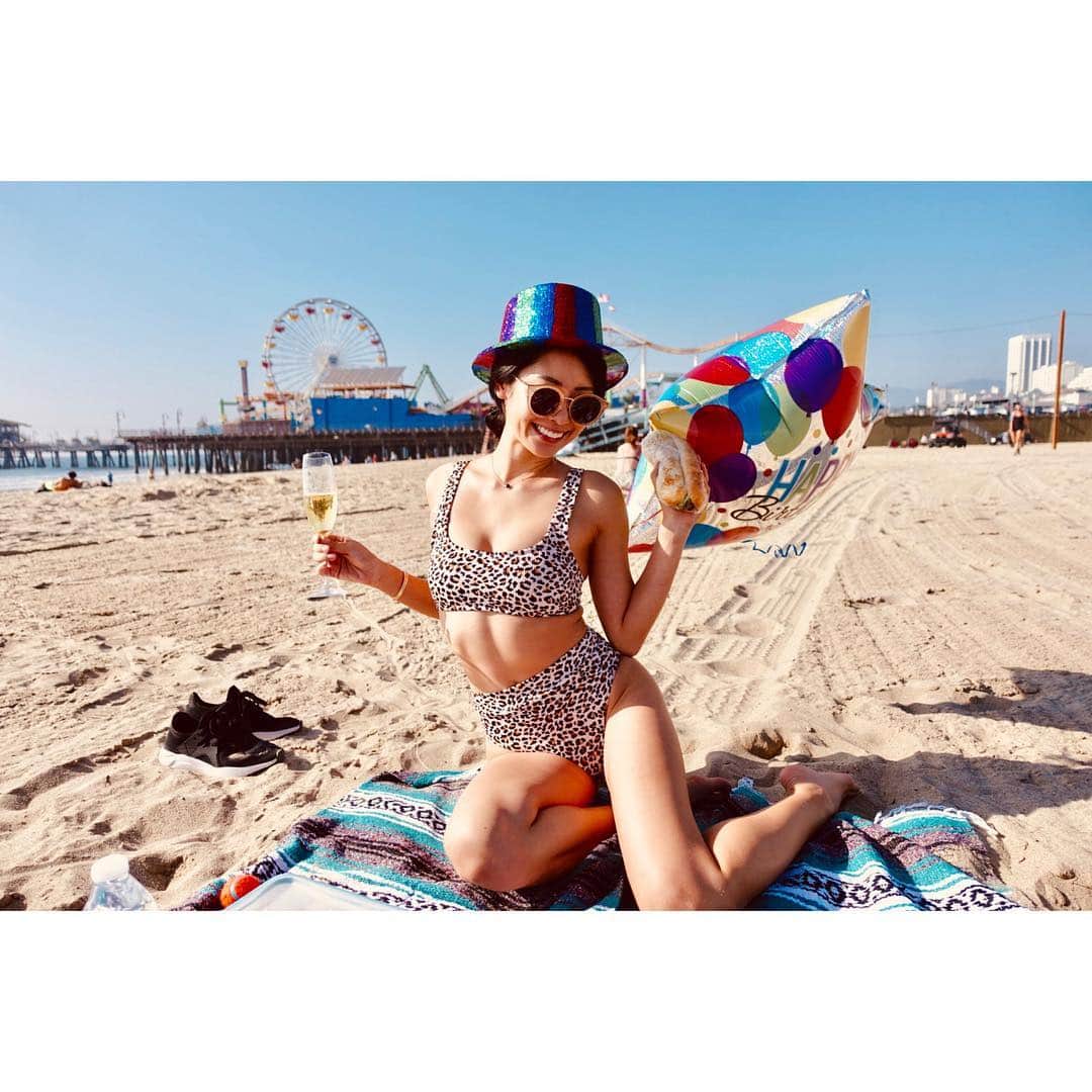 福山智可子のインスタグラム：「It’s my birthday :) もう30まだ30！現実からは逃れられないので楽しみます😆 . #mybirthday #いいわの日」