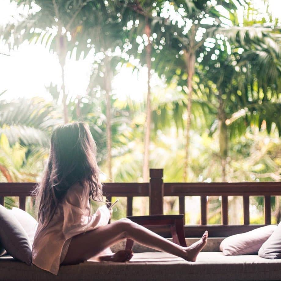 MARISさんのインスタグラム写真 - (MARISInstagram)「I woke up like this on my birthday in the paradise #bali with cute room wear @carriefranca 🌴🥥🚿 Slide pictures 💗💗💗 Birthday bashhhhh 🎂🎂🎂 all this month 🎉🎉🎉 Thank you to all 💗💗💗 @sakinanba の @carriefranca を寝る時に着ていたよ💗 可愛いルームウェアは朝からテンションあがるよね🌺🌴🥥🚿#nature #baliindonesia #paradise #roomwear」11月9日 18時05分 - marristea