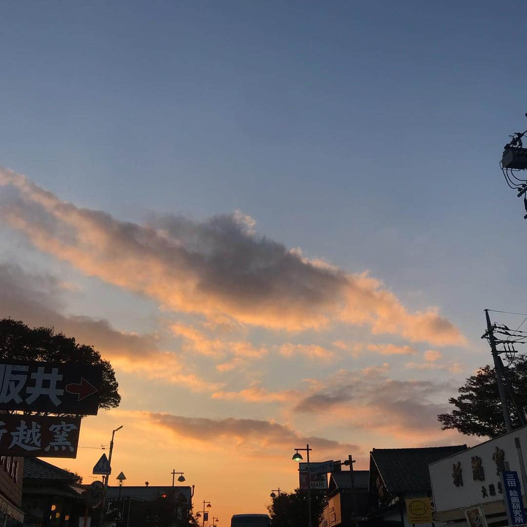 猪鼻ちひろさんのインスタグラム写真 - (猪鼻ちひろInstagram)「秋の益子陶器市🍂💸 やっぱり楽しかったなぁ〜 時間があっという間  買いすぎたーーー！ っておもってたのだけど 思い返すと あれ買っておけばよかった、、とか多々ある🤭💭 #買ったもの  #ブログにアップしたよトップからみてね👀  #散財 #うつわ #我慢 #収納場所がない  #秋の益子陶器市」11月9日 19時17分 - inohanachihiro