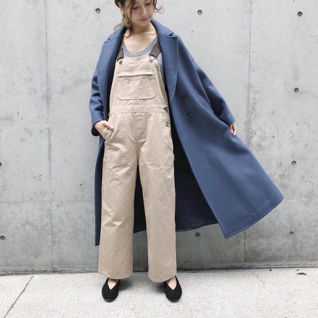 SLOBE IENAさんのインスタグラム写真 - (SLOBE IENAInstagram)「オーバーサイズをさらりと着こなしたい…♪﻿ ﻿ coat(SLOBEIENAFim)¥28,000+tax salopette(SLOBEIENAFim)¥18,000+tax ﻿(自由が丘店・WEB﻿のみでのお取り扱い) ﻿ ﻿▶︎画像をタップしてショッピング♪  #SLOBEIENA﻿﻿ #SLOBE﻿ #スローブイエナ#2018aw﻿ #maisoniena﻿ #SLOBEIENA自由ヶ丘﻿ #SLOBEIENAFim #REMME」11月9日 21時25分 - slobeiena