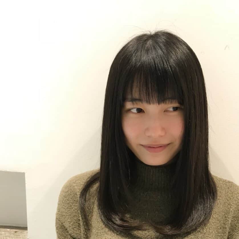 横山由依のインスタグラム
